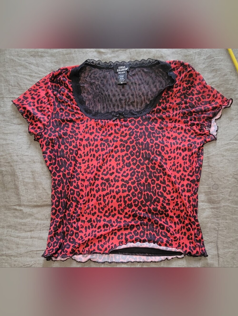 Hot Topic Cheetah Print Mesh Top Size xl - Picture 4 of 8
